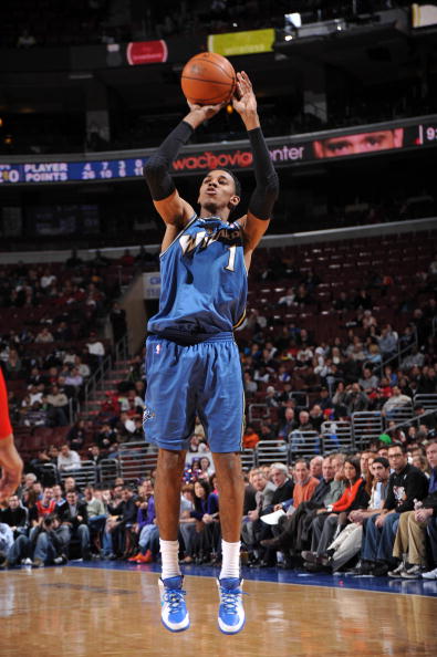 续约锁住基 续约锁住基